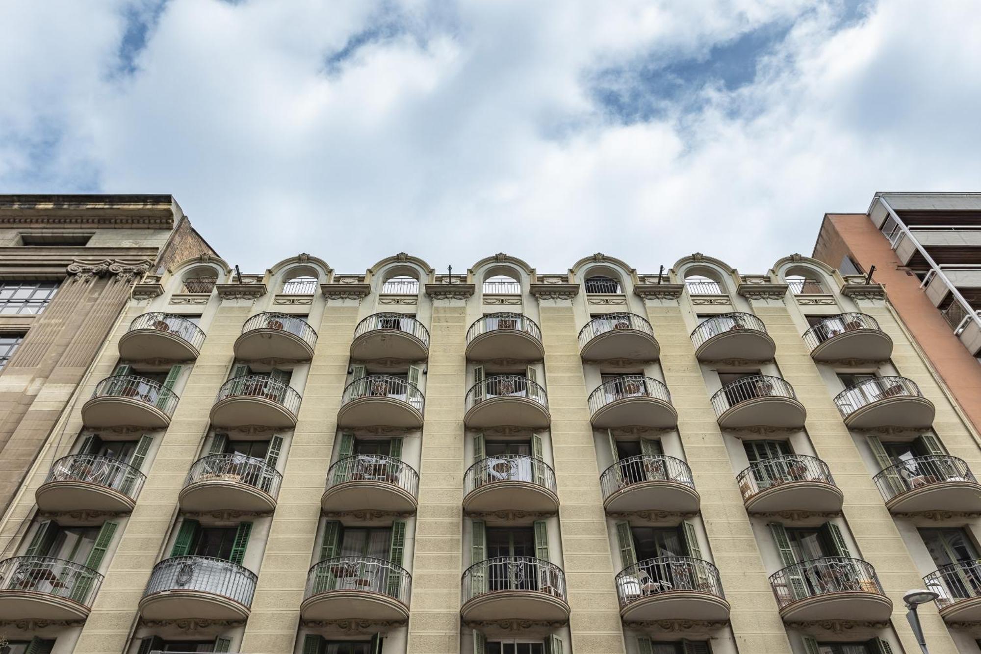 Ola Living Diagonal Pensión Barcelona